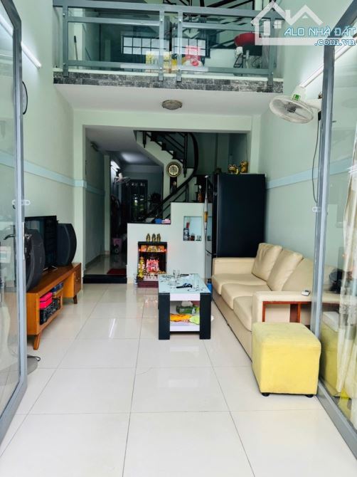 BÁN NHÀ ĐƯỜNG XE TẢI - QUẬN 12 P.TÂN THỚI HIỆP - 50M2 3 TẦNG - SÁT GÒ VẤP - NHỈNH 4 TỶ