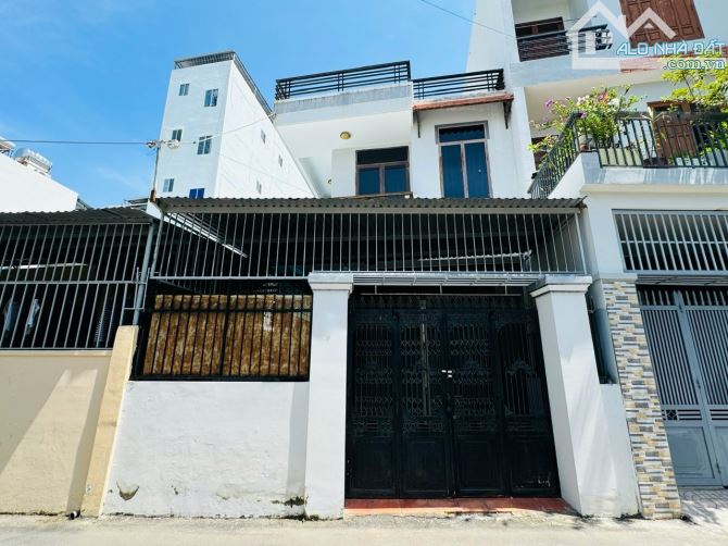 BÁN NHÀ 02 TẦNG ĐƯỜNG NGUYỄN KHÁNH TOÀN GẦN BIỂN  , TP NHA TRANG GIÁ 7 TỶ