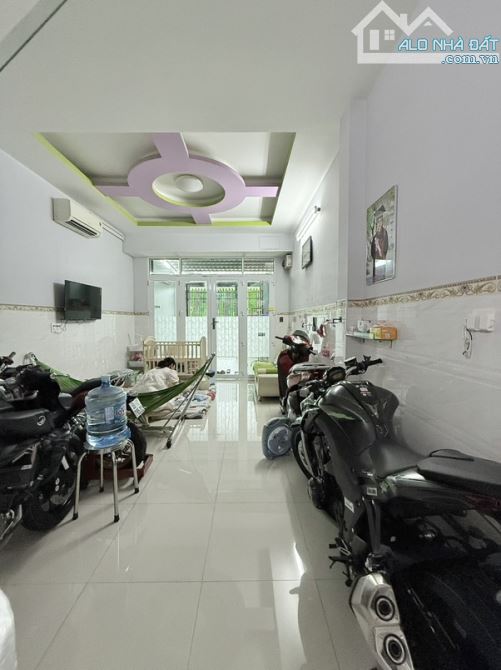 PHÚ THỌ HÒA, TÂN PHÚ,  4 TẦNG, 4 x 20, CHỈ 11🧄, HẺM XE HƠI..