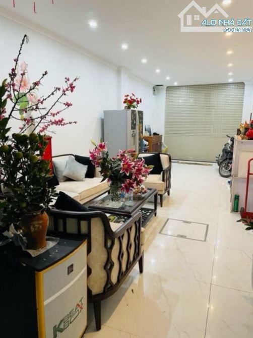 Bán nhà Xuân Đỉnh, dân xây mới, ngõ thông, ô tô, thang máy, 40m2 nhỉnh 9 tỷ