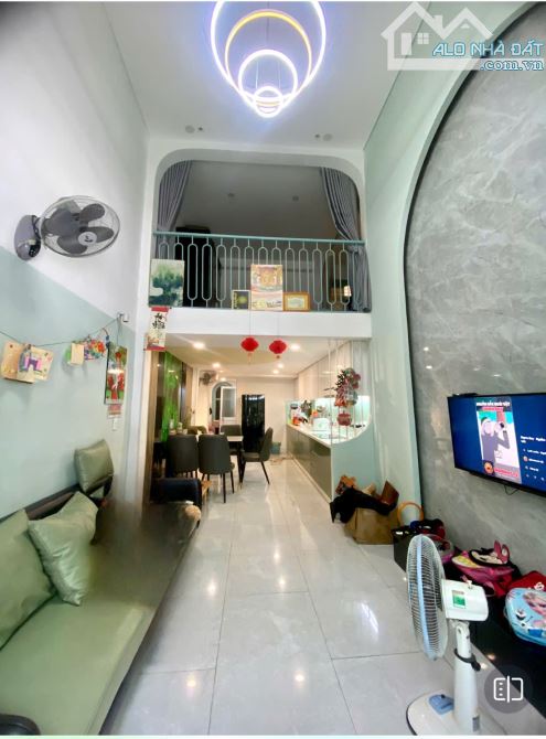BÁN NHÀ KHUÔNG VIỆT – TÂN PHÚ- 7PN – 99m2(4.5 x 22m)- HXH- 11.9 TỶ TL