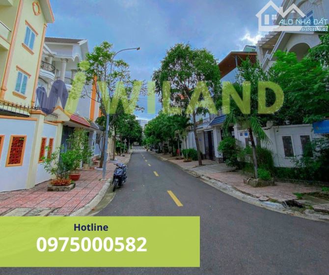 BÁN BIỆT THỰ GÓC 2 MẶT TIỀN PHƯỜNG 9, TP VŨNG TÀU ( DT: 181M2) + NHÀ ĐẸP + YÊN TĨNH