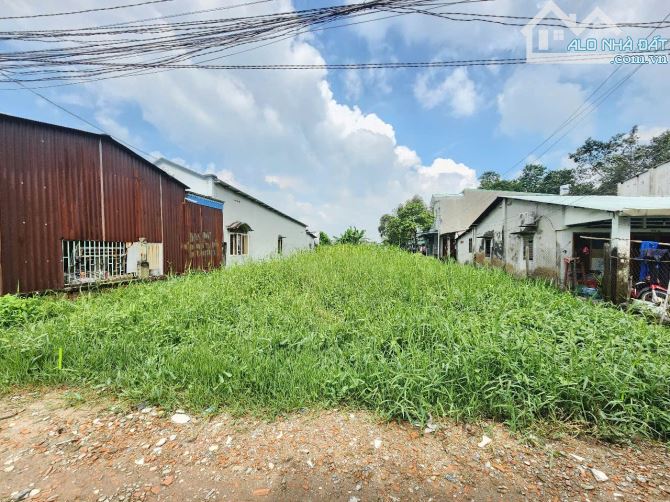 Bán đất (rẻ) 11.9x40m, hẻm Lái Thiêu 96 p. Lái Thiêu gần sông sài gòn