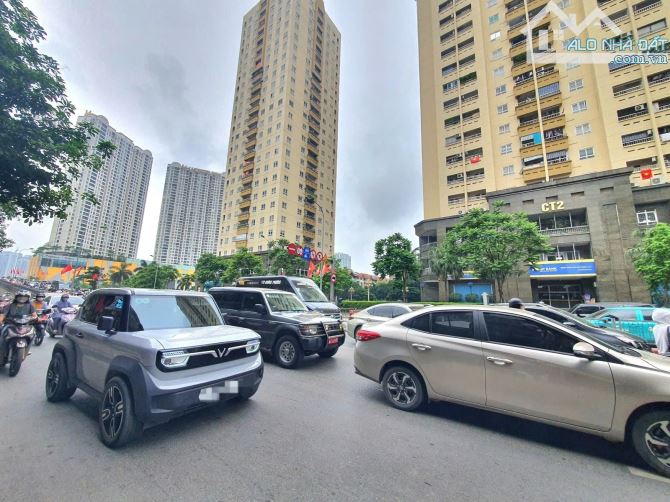 MẶT PHỐ - Q. CẦU GIẤY - LÔ GÓC - 1 HẦM 8 NỔI - THÔNG SÀN KD - VỈA HÈ - CHỈ NHỈNH 50 TỶ