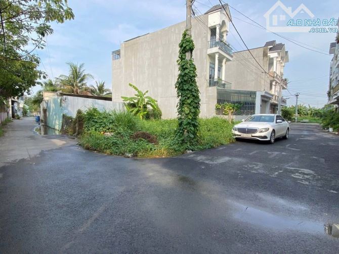 Bán Lô Đất Góc 2 Mặt Tiền P. Hiệp Hoà, đối diện Chợ Hiệp Hòa, cách đườg Đặng Văn Trơn 100M