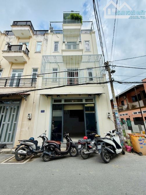 Nhà 3 tầng mặt tiền hẻm đường THẠNH XUÂN 33, Q12, dt 50,3m2 (5,4mx9,4m) đường 8m💰4,95Tỷ