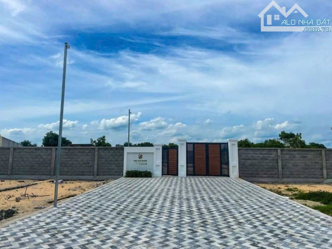 Bán đất mặt tiền kinh doanh nghỉ dưỡng Nguyễn An Linh - cách bờ biển chỉ 500m