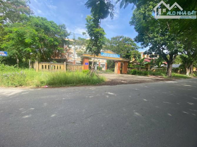 🏡 BÁN NHÀ CẤP 4 – KQH KIM LONG, TP. HUẾ – MẶT TIỀN RỘNG – VỊ TRÍ ĐẸP