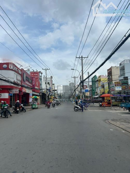 CĂN HỘ DỊCH VỤ Q2 - XE HƠI VÀO NHÀ - 145M2 - DÒNG TIỀN 30TR - GIÁ CHỈ 11 TỶ