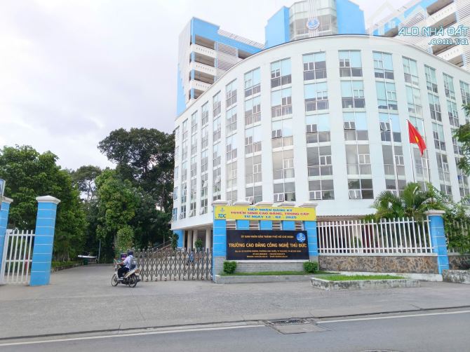 Bán nhà mặt tiền Chương Dương, cách Võ Văn Ngân 100m DT 8 x 28