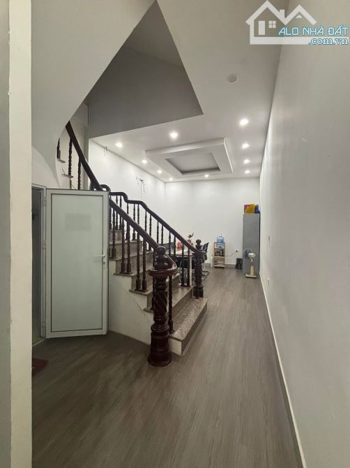 TUYỆT PHẨM 5 TẦNG MẶT PHỐ MỄ TRÌ-DT:60m2 - Ô TÔ LA LIỆT TRƯỚC NHÀ-DỄ KINH DOANH GIÁ 28,5T