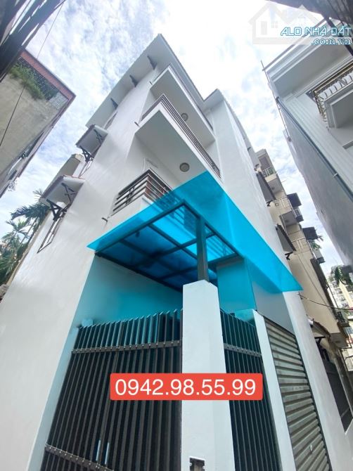 Bán nhà Nguyễn Văn Cừ 4 tầng 60m, thang máy, lô góc giá nhỉnh 11 tỷ