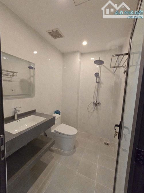Bán nhà 6 tầng đẹp Kẻ Tạnh, Long Biên, fu.ll nội thất, cách một nhà ra ô tô thông. - 10