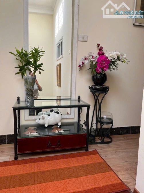 Hoàng Hoa Thám 61 m2 3 tầng, mặt tiền 4.2 m ✅10.6 tỷ Ba Đình - 11