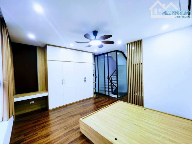 💥 ÔTÔ ĐỖ CỬA - THANG MÁY XỊN - NỘI THẤT SANG TRỌNG -5 TẦNG- 36M²- TẠI HÀ ĐÔNG - 2
