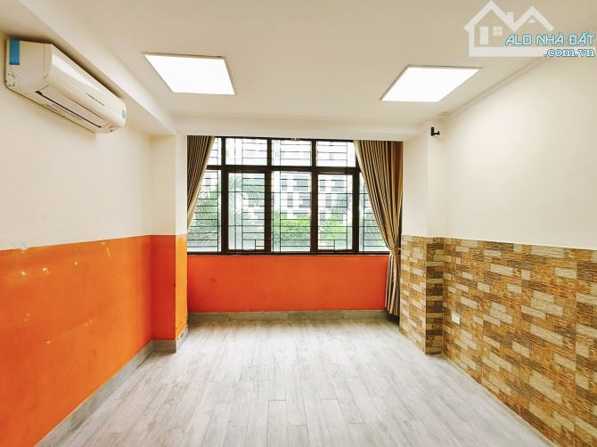 BÁN CHUNG CƯ N2E _KĐT TRUNG HOÀ NHÂN CHÍNH_ THANH XUÂN TẦNG ĐẸP FULL ĐỒ 53M2  4,6 TỶ - 1