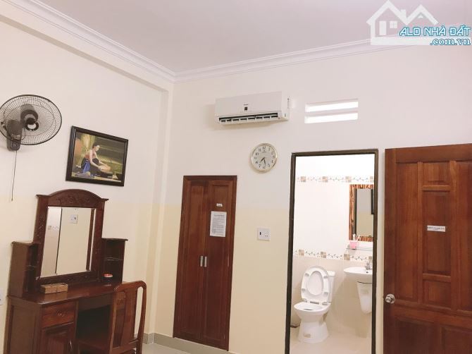 BÁN KHÁCH SẠN 1 TRỆT 4 LẦU MẶT TIỀN BÀI SEN, GẦN BIỂN BÃI SAU, GIÁ BÁN 14TỶ600TR - 1