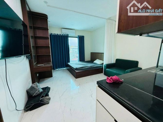 Tòa nhà 8 tầng Âu Cơ 50m quận Tây Hồ Hà Nội căn hộ dịch vụ gần Hồ Tây lên Hoàn Kiếm không - 1