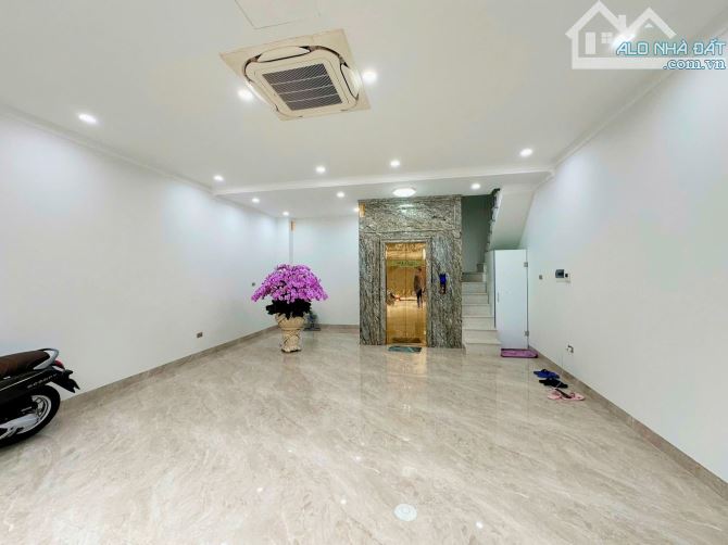 BÁN NHÀ TRẦN QUỐC HOÀN, VỊ TRÍ KINH DOANH, Ô TÔ TRÁNH, KINH DOANH 60m2, giá 26.5 tỷ. - 1