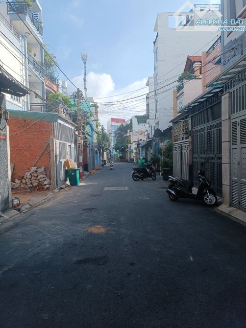 Bán nhà MT Quách Hữu Nghiêm Tân Phú 5x25m đúc lửng (gần Nguyễn Sơn - Thoại Ngọc Hầu) - 1