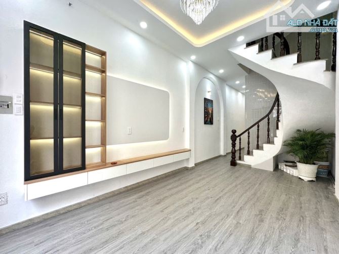TL CCHỦ-4Tầng-Đồng Bộ Hẻm Oto Tránh-VIP Phú Nhuận-Sổ VuôngA4-DT Sàn 120m2-Sát MT-Chỉ 9.09T - 1