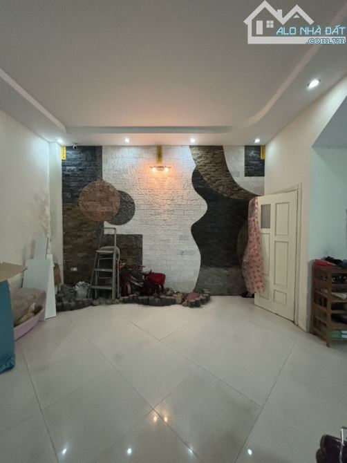 THÁI THỊNH - NHÀ ĐẸP Ở LUÔN - Ô TÔ VÀO NHÀ - KHU VỰC TIỆN ÍCH BẠT NGÀN - 1