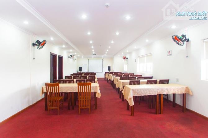 Bán khách sạn đông đô chuẩn 3 sao 45 phòng- mặt tiền nguyễn thái bình- dt: 17x23- 160 tỷ - 1