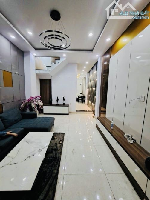 CHDV - 7 Phòng - Thạnh Lộc 44 - 5 tầng - 60m2 - thang máy - 20tr/tháng - Giá 5,55 tỷ - 1