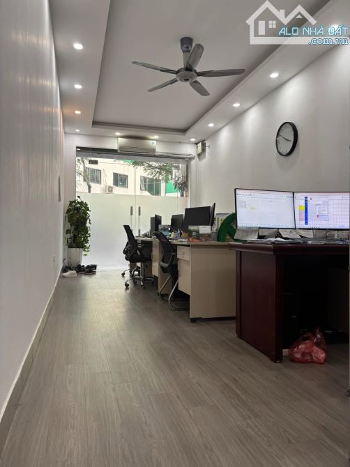 TUYỆT PHẨM 5 TẦNG MẶT PHỐ MỄ TRÌ-DT:60m2 - Ô TÔ LA LIỆT TRƯỚC NHÀ-DỄ KINH DOANH GIÁ 28,5T - 1
