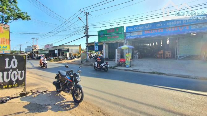 Bán đất mặt tiền Lã Xuân Oai . Long Trường , Q9 - DT: 100m2 ngang 5m - 1
