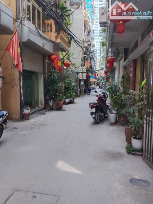 TRƯỜNG CHINH - ĐỐNG ĐA - LÔ GÓC - Ô TÔ VÀO NHÀ - NGÕ RỘNG 5M - GẦN NGÃ TƯ SỞ - 26 TỶ - 1