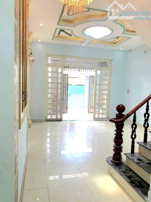 Ngộp giá bán căn nhà 1 lầu 1 trệt tại 1 sẹc nguyễ thị sóc,hóc môn 70m2 giá 950tr sổ riêng - 2