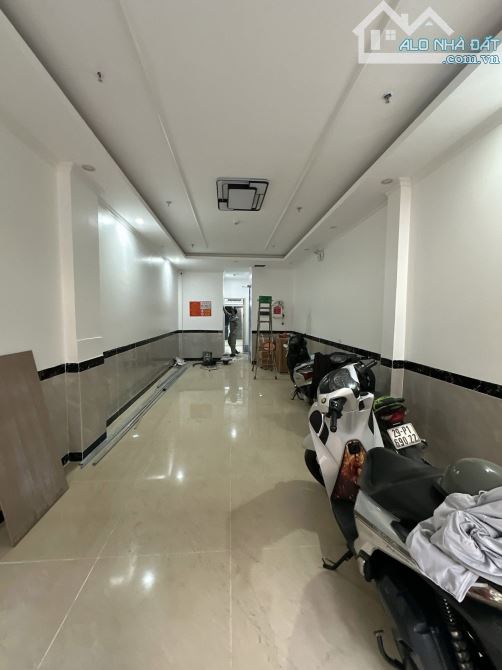 Căn hộ dòng tiền Ba Đình - lô góc - ngõ 3 gác - gần phố - dòng tiền 75tr/tháng - 2