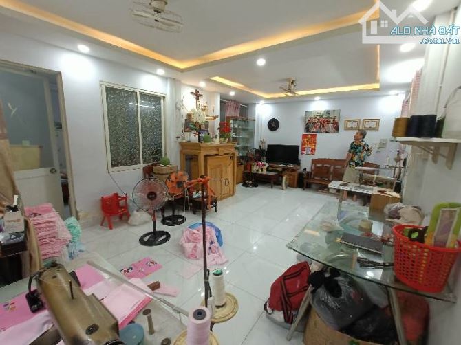 Bán nhà hẻm ô tô Khu Bàu Cát, Đồng Đen,7.4x17m, 2 tầng, 11 tỷ xíu - 2