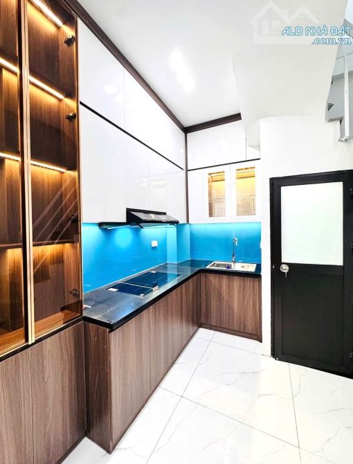 ĐẸP NHẤT PHÂN KHÚC - BÁN NHÀ ĐẸP NGUYỄN CHÍ THANH 25M2 - 5 TẦNG - 3M MẶT TIỀN - 6.6 TỶ - 2