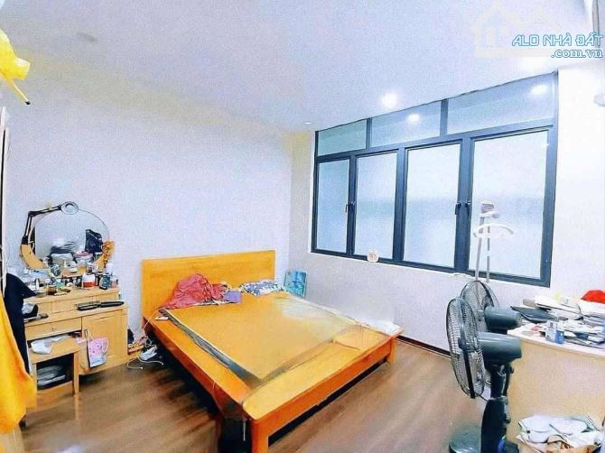 XUÂN LA 50m5 TẦNG 11,8 TỶ NHÀ MẶT NGÕ THÔNG 50m RA MẶT PHỐ SỔ ĐỎ VUÔNG NỠ HẬU - 2