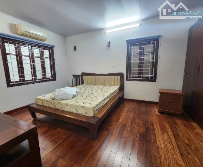 Căn góc đẹp 58X5 tầng, Phùng Chí Kiên, Hoàng Quốc Việt, gara ô tô tránh, ô chờ thang máy - 2