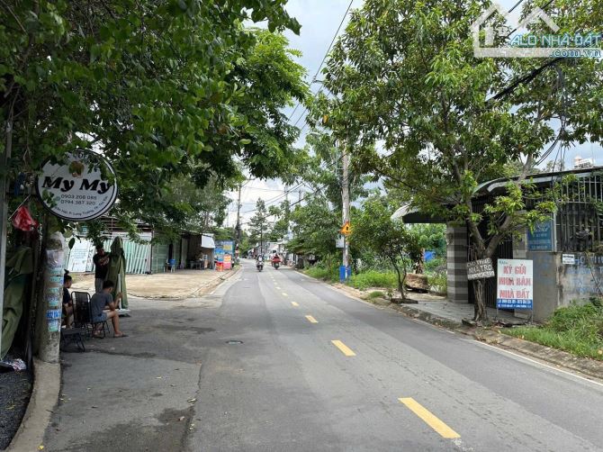 Bán góc 2 mặt tiền kinh doanh Võ Văn Hát, Long Trường, Quận 9 DT : 14 x 17 - 2