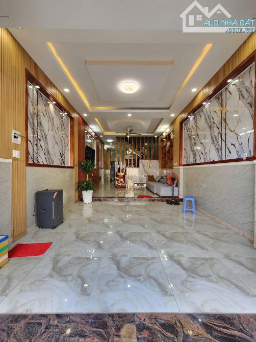 Bán nhà 1 trệt 2 lầu p.Tân Đông Hiệp Tp Dĩ An chỉ 4,99 tỷ TL M4377 - 2