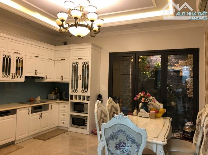 Bán căn nhà 5 tầng thang máy cực đẹp tuyến 2 ICC Quán Mau, Lạch Tray, Hải Phòng - 2