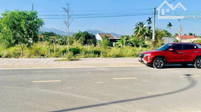 Lô đất mặt đường Nhựa N3 ,đẹp nhất thị trấn Diên Khánh - 2