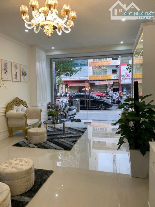 Cần bán nhà mặt tiền Nguyễn Văn Linh, ngay gần sân bay, thông thẳng qua biển Mỹ Khê - 2