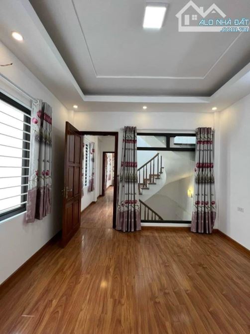 Siêu phẩm Bùi Xương Trạch 45m2, 4 tầng, giá 10 tỷ ngõ thông, kinh doanh - 2