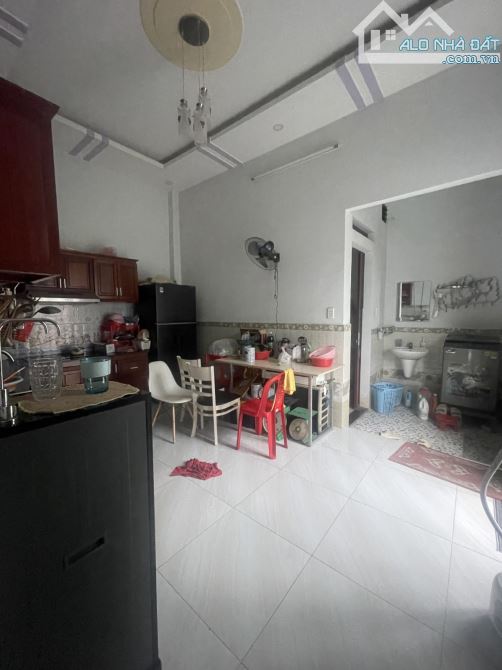 Mặt tiền KD đỉnh. Vị trí đắc địa, thông số đẹp 5x28m Phạm Thị Giây SHR full thô - 3