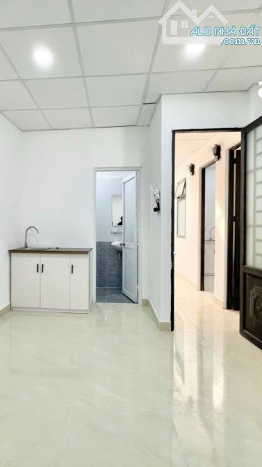 🏡 NHÀ HẺM 16 CHỖ Q4 – HƠN 100M² – NGANG KHỦNG 7M –12 PHÒNG MỚI –DÒNG TIỀN 40TR –NHỈNH 11Đ - 2
