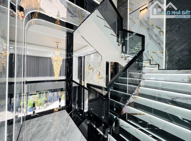 XOAY VỐN BÁN NHÀ NGUYỄN VĂN HƯỞNG,QUẬN 2-GIÁ:5,36TỶ/83,2m2(5,2x16m)XE HƠI NGỦ TRONG NHÀ - 3