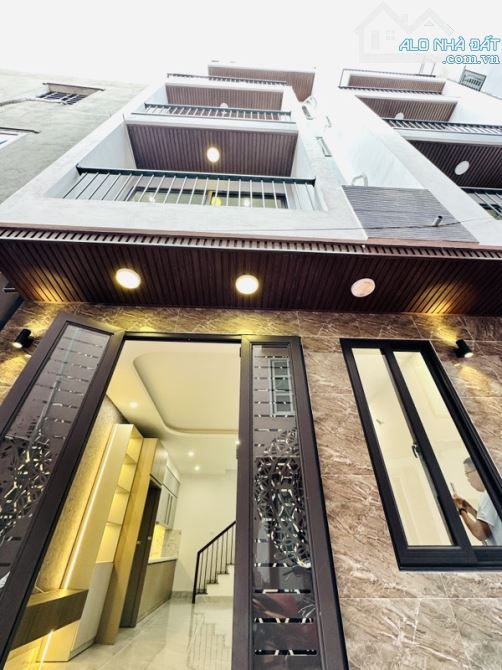 🏡 [SIÊU HIẾM] Nhà 6 tầng – Nội thất ĐẸP – Ô tô đỗ cửa – Giá chỉ hơn 6 tỷ! - 3