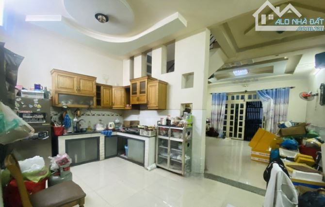 CĂN HỘ DỊCH VỤ Q2 - XE HƠI VÀO NHÀ - 145M2 - DÒNG TIỀN 30TR - GIÁ CHỈ 11 TỶ - 3