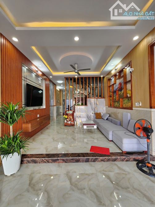 Bán nhà 1 trệt 2 lầu p.Tân Đông Hiệp Tp Dĩ An chỉ 4,99 tỷ TL M4377 - 3