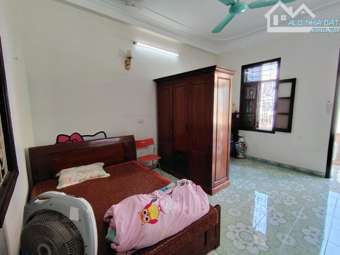 Bán nhà phố Bắc Cầu 3 Long Biên 36m²-3 tầng-4tỷ hơn, dân xây, gần ô tô tránh - 3